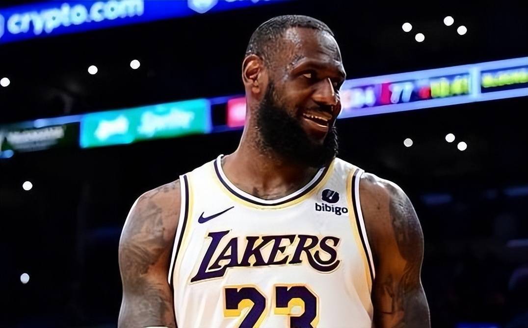 威金斯被视为詹姆斯继承者,30岁收获14169分,同期勒布朗得分几何?