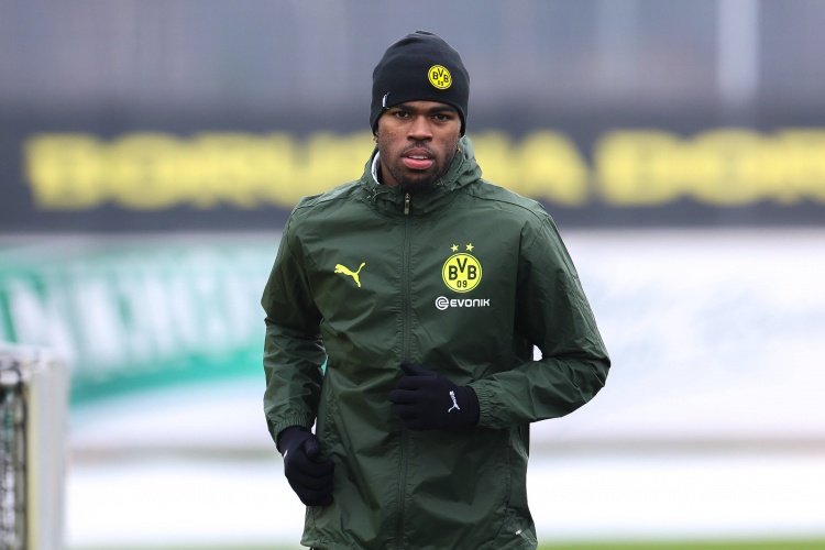 尤文评估楚克乌梅卡转会可能 需视路易斯与米雷蒂去留而定