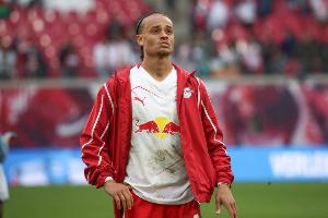 图片报:西蒙斯离队的概率降至50%,切尔西得先卖人才能签他