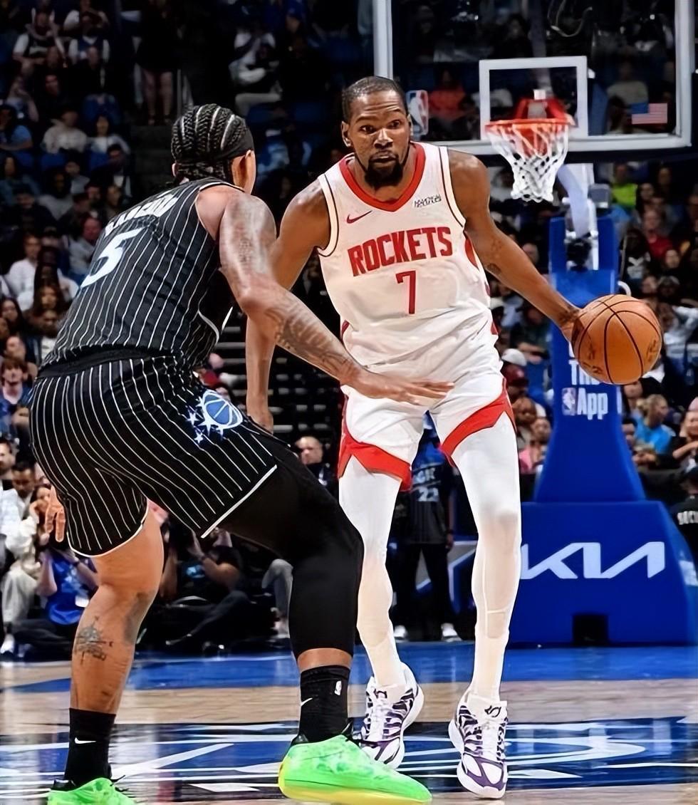 足球-1000场20+有多难？NBA现役仅2人，哈登还一线生机，库里没戏了