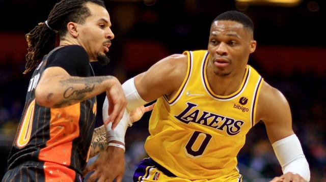 1642947075418097004.jpg 足球-战热火前湖人收获俩好消息:韦少冷静+浓眉伤愈